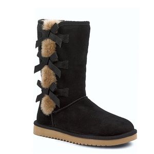 NWOB KOOLABURRA by UGG Victoria Tall Boot